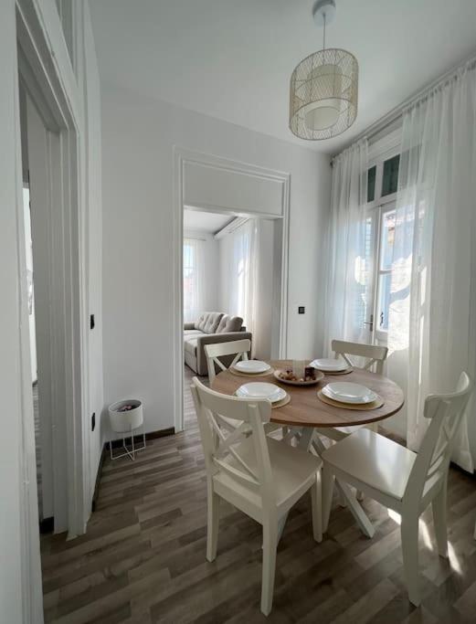 Bougainvillea 2 Apartment